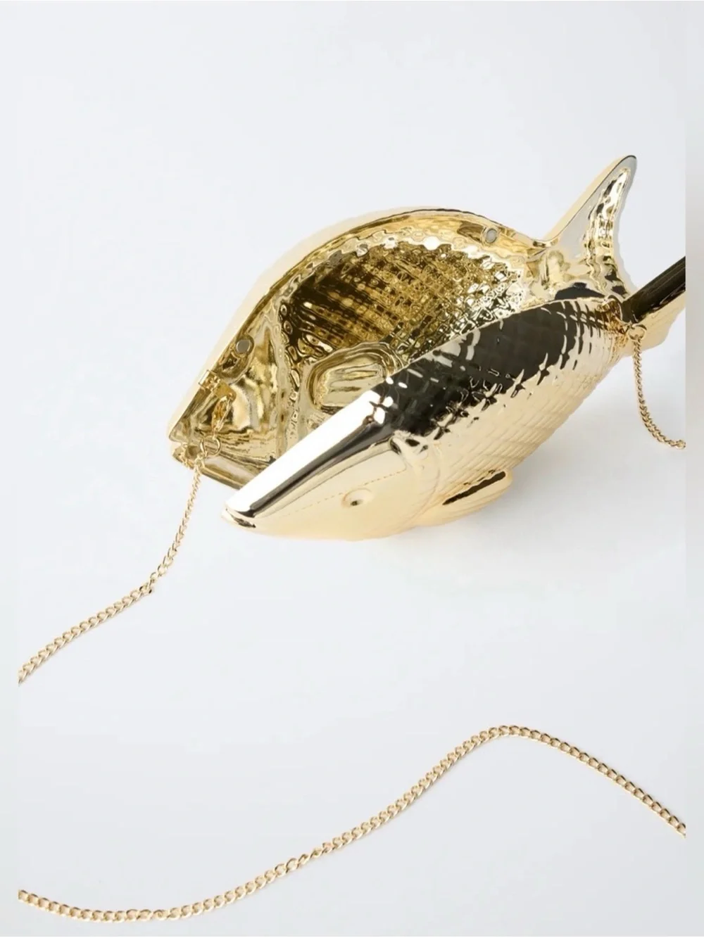viral Zara Metallic Fish Bag in gold 🐠🐠🐠 NWT!!